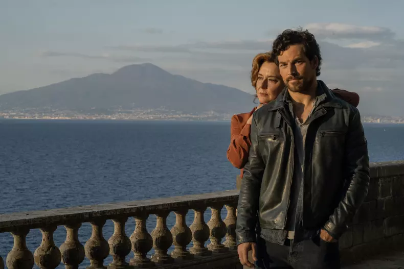 miniseria „Dragoste înșelătoare”, lansată de Netflix (2)