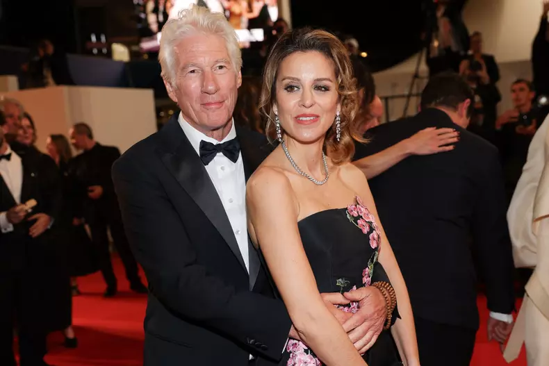 Richard Gere si sotia lui, Alejandra Silva