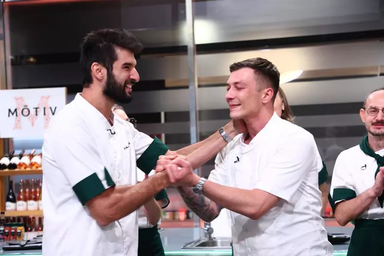 Ce s-a întâmplat după ce Michele Răduță și Ștefan Soare au fost eliminați de la Chefi la cuțite 2024. Orlando Zaharia, în lacrimi. „Ai rupt ceva în mine” (10)