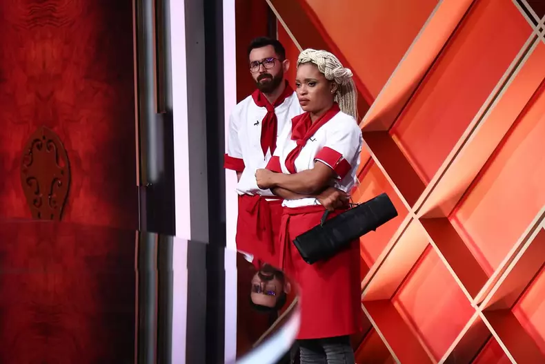 Mary Borca, eliminată de la Chefi la cuțite 2024, sezonul 14. Reacția lui Ștefan Popescu după ce a pierdut primul concurent (3)
