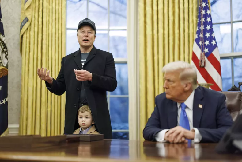 Musk Joins Trump To Defend Government Overhaul in Oval Office