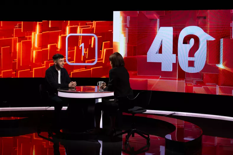 MIRCEA_BRAVO invitat la 40 de intrebari cu Denise Rifai - Kanal D