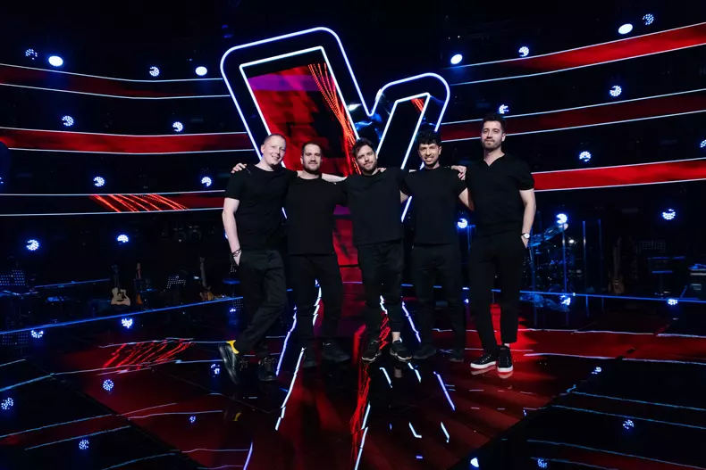 Bubu Cernea & band-ul Vocea României