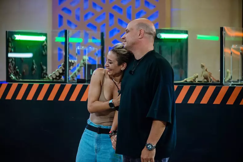 Giulia-Anghelescu-vlad-huidu-au-pierdut-finala-power-couple-romania-2025 (6)