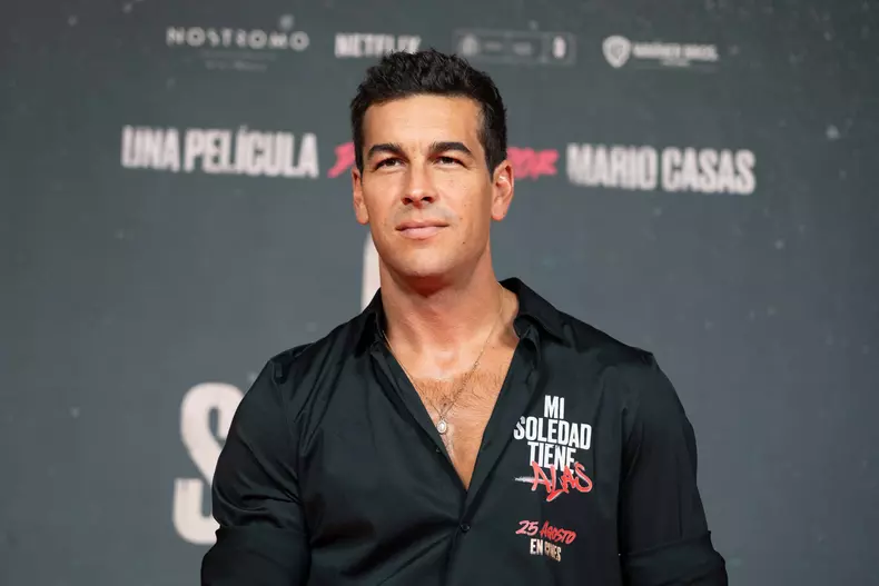 mario-casas-in-prezent