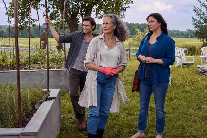 Drumul spre casa S3_TheWayHome_S3_EP305_2642_RT (10)