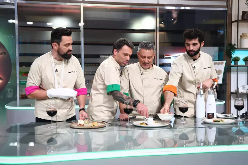 Echipa-lui-chef-Richard-a-câștigat-confruntarea-la-Chefi-la-cuțite-28-aprilie-2025 (4)