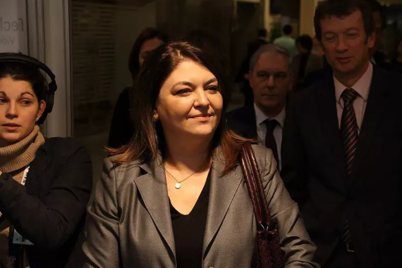 adina-2