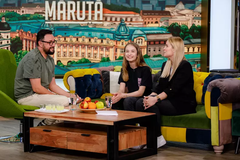 Elena Vîșcu, intervenție estetica la un an de la divorțul de CRBL (6)