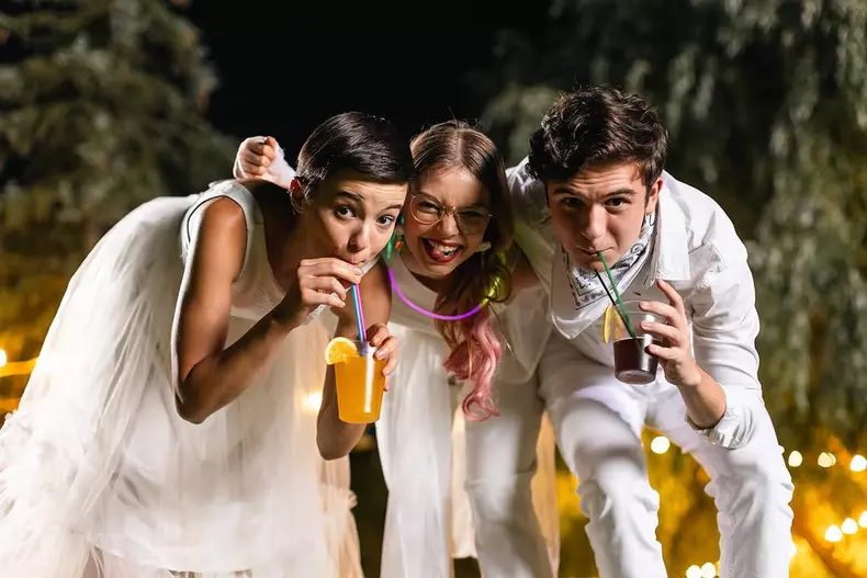 „Hoții de subiecte”, comedia cu Karina Jianu, ajunge pe Netflix  (4)