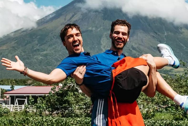 emil-rengle-alejandro-asia-express