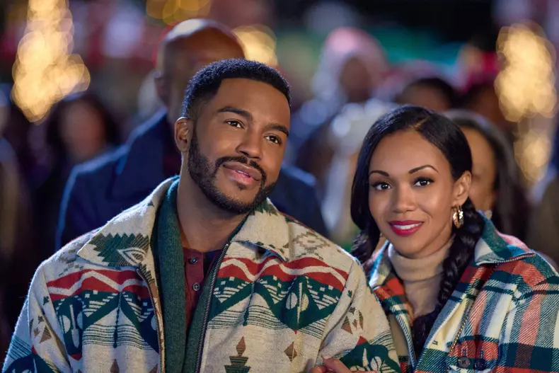 Crăciun cu un sărut_Christmas With A Kiss (8)