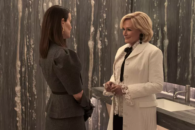 SARAH PAULSON, GLENN CLOSE