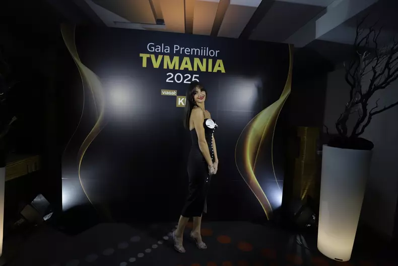 ramona-olaru-premiile-tvmania-2025 (15)