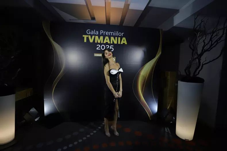ramona-olaru-premiile-tvmania-2025 (8)
