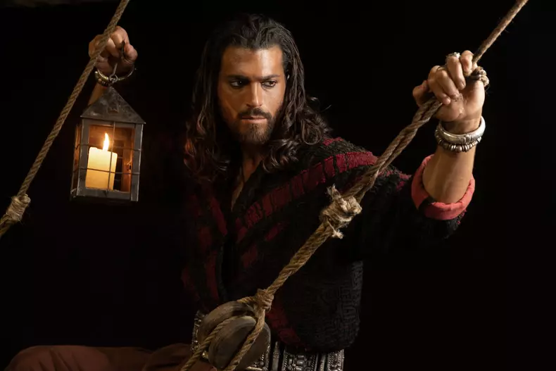 can-yaman-sandokan (15)