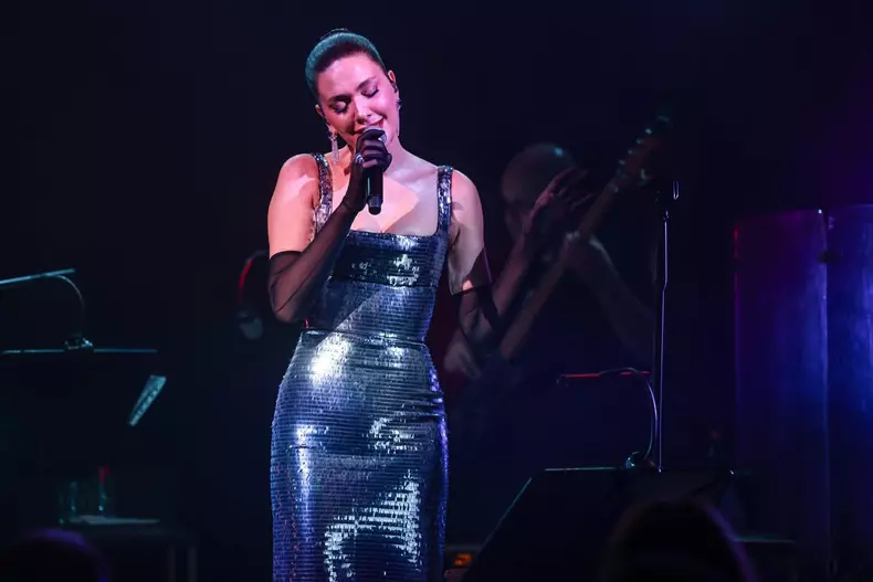 Bergüzar Korel (3)