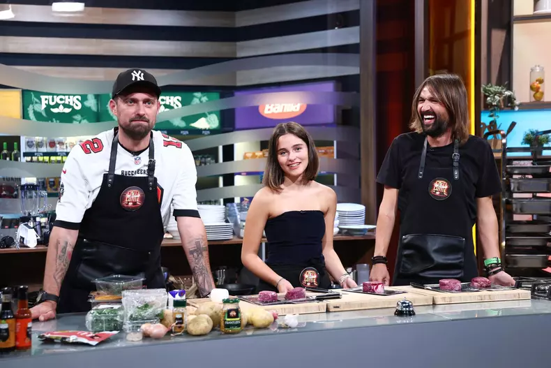 gabi tamas-dan alexa