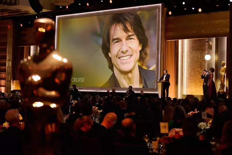 Tom Cruise Oscar Onorific Governors Awards 2025
