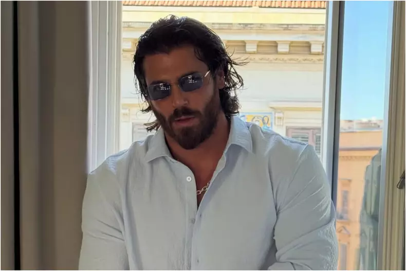 can-yaman (2)