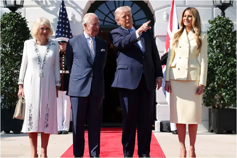 melania-trump-tinuta-galbena-pret-vizita-regele-charles-casa-alba