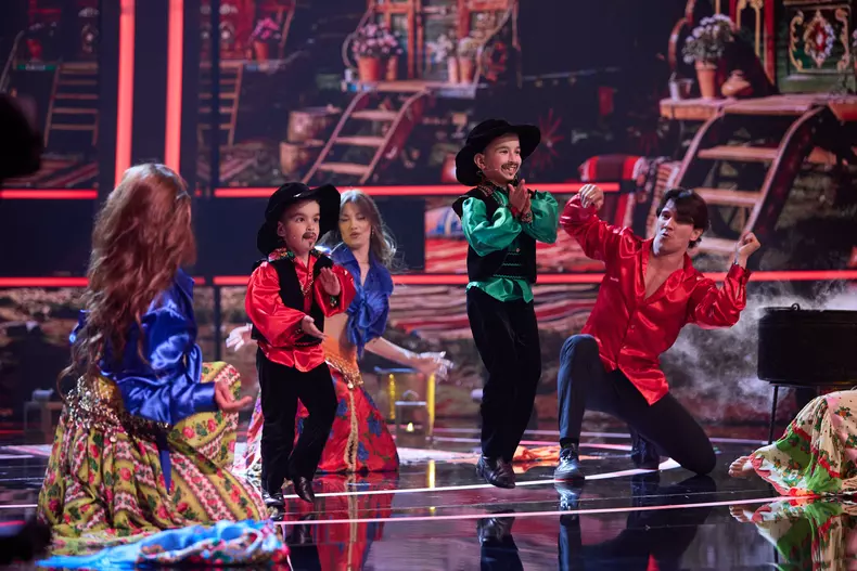 Eric si Eduard - Romanii au talent sezonul 16 (2)