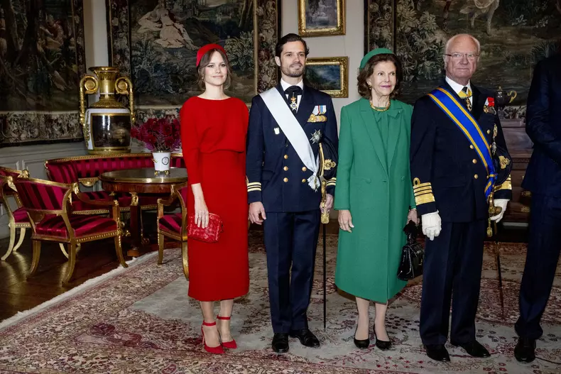 La famille royale de Suède accueille le roi Willem-Alexander et de la reine Maxima des Pays-Bas au palais royal de Stockholm