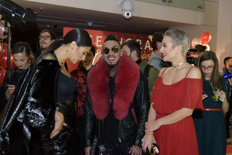 Antonia, Alex Velea și Giulia