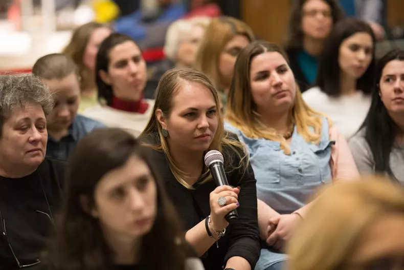 Diferențele care ne țin împreună