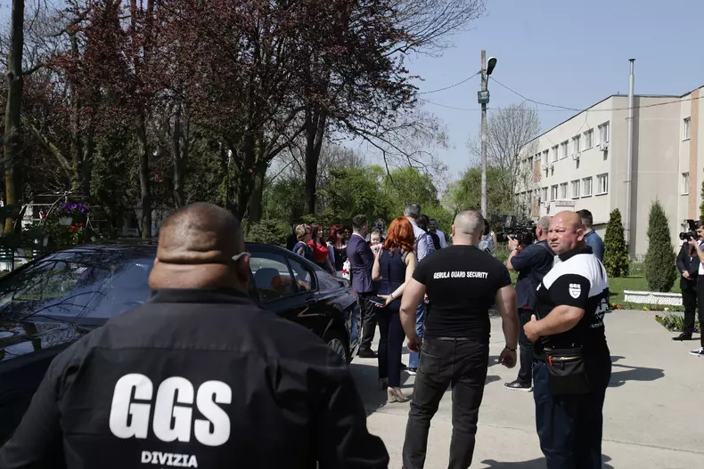 Gabriela Cristea și-a creștinat fetița.