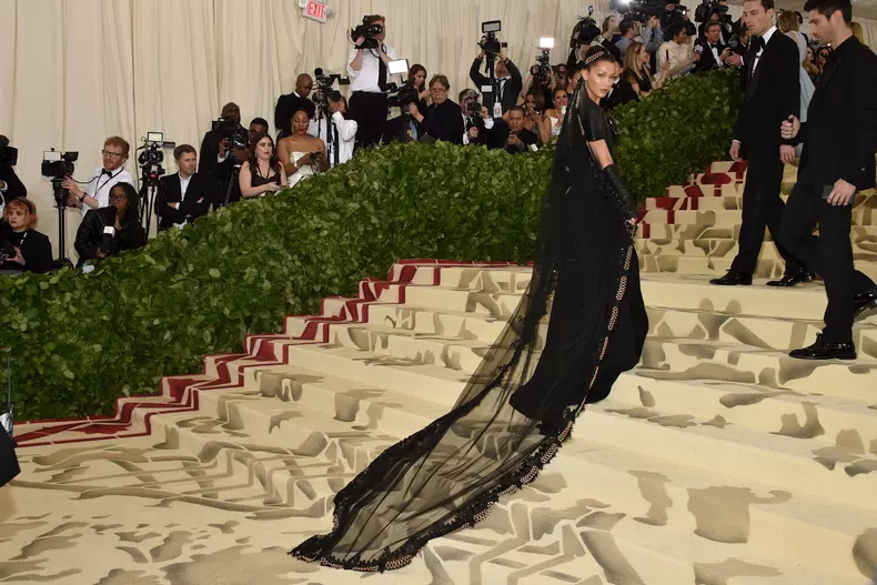 Bella Hadid - Met Gala 2018