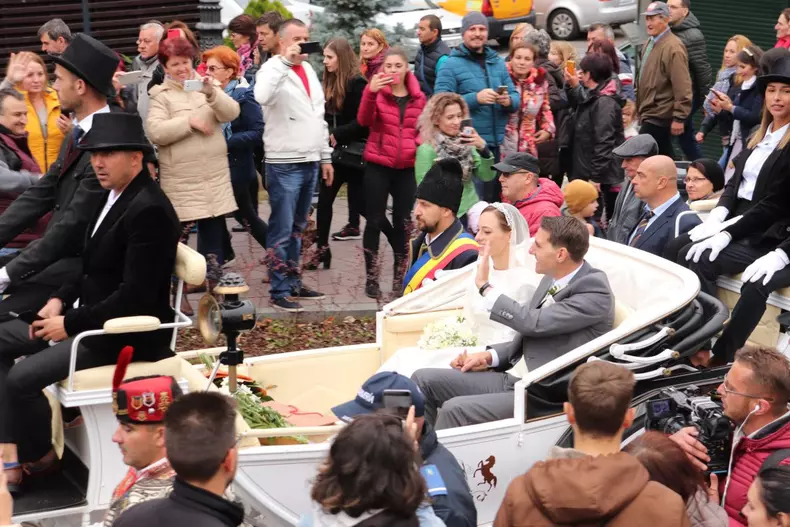 Imagini de la nunta fostului Principe Nicolae cu Alina Binder3