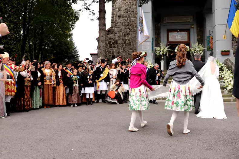 Principele Nicolae si Alina Binder s-au casatorit