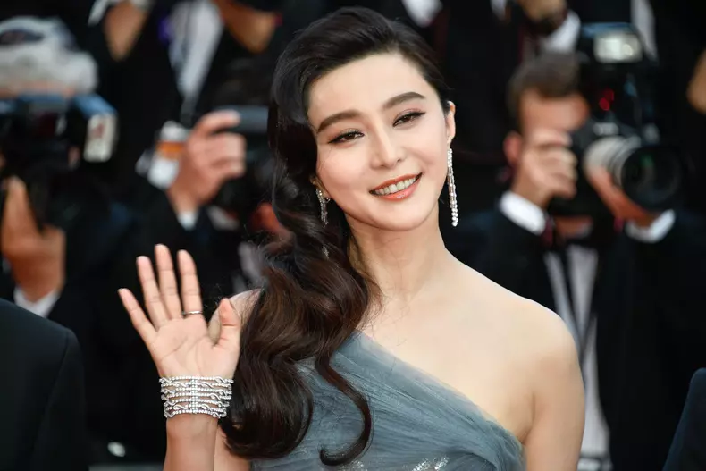 Fan Bingbing, la ceremonia de închidere a Festivalului de la Cannes, mai, 2017