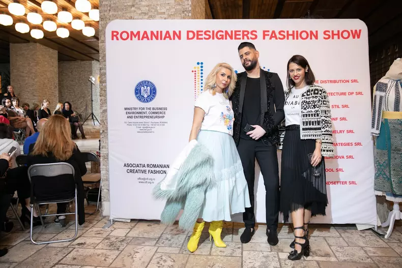 Clara Rotescu, Stergio Liberis (cantaret) si Ramona Vladi (Bravo ai Stil Grecia)