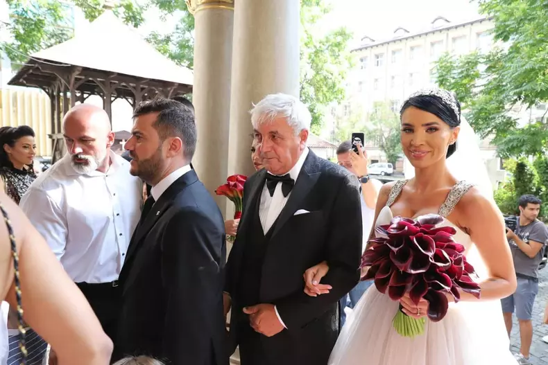 Imagini de la nunta Adelinei Pestrițu