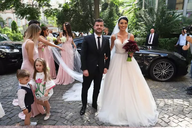 Imagini de la nunta Adelinei Pestrițu