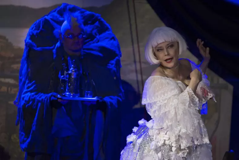 Cătălina Mustață joacă în piesa "Dona Juana"