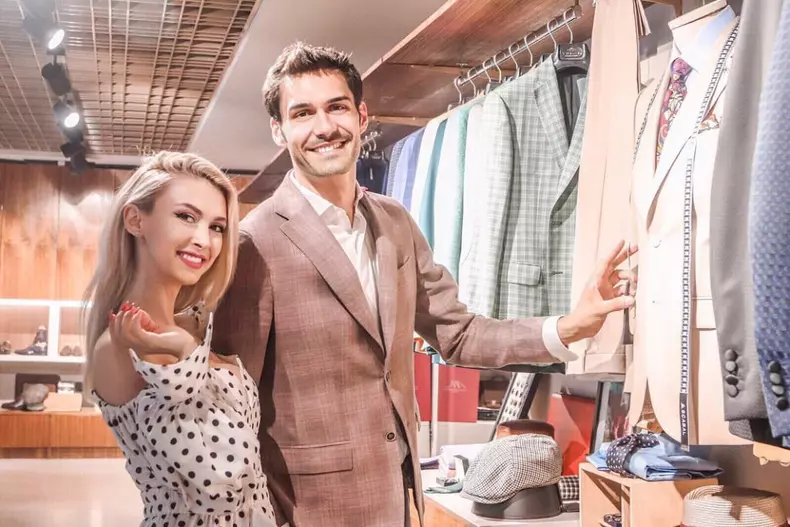 Andreea Bălan i-a ales nași pe Monica Davidescu și Aurelian Temișan