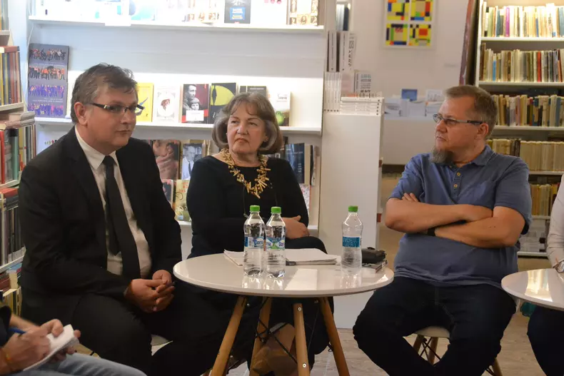 Mona Musca s-a retras de 12 ani din viața publică