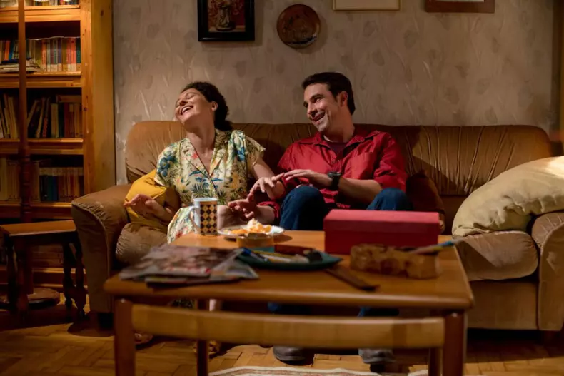 Alexandru Papadopol și Adriana Irimescu, în serialul HBO "Bani negri (pentru zile albe)"