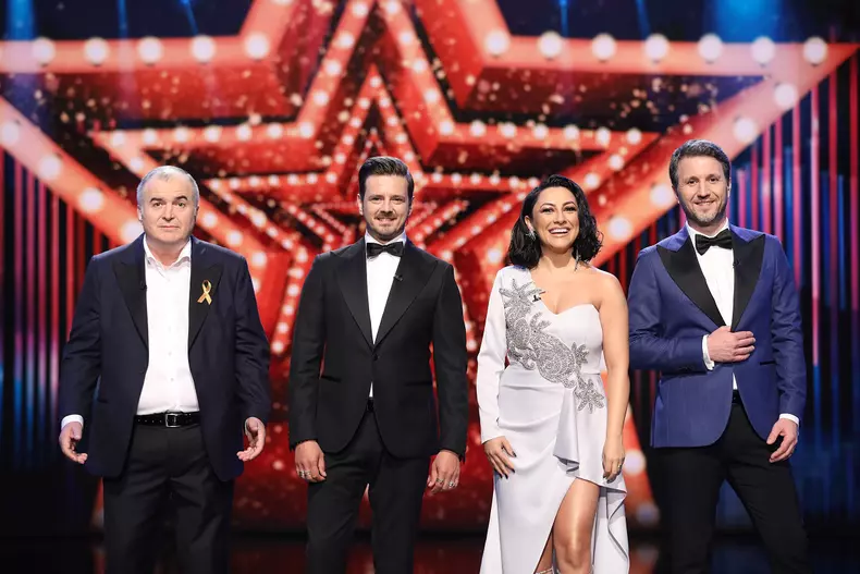 juriul Romanii au talent