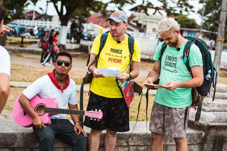 Alex-Abagiu-si-Radu-la-Asia-Express-4