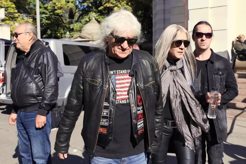 Leo-Iorga-inmormantare1