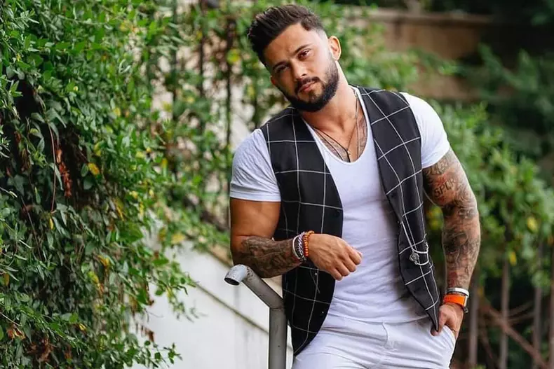 George-de-la-Insula-iubirii-va-deveni-tată-2