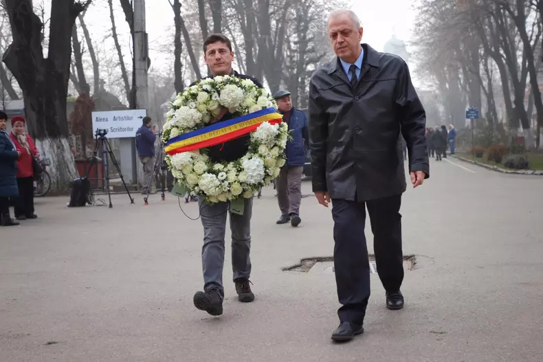 Coriana Familia Regala