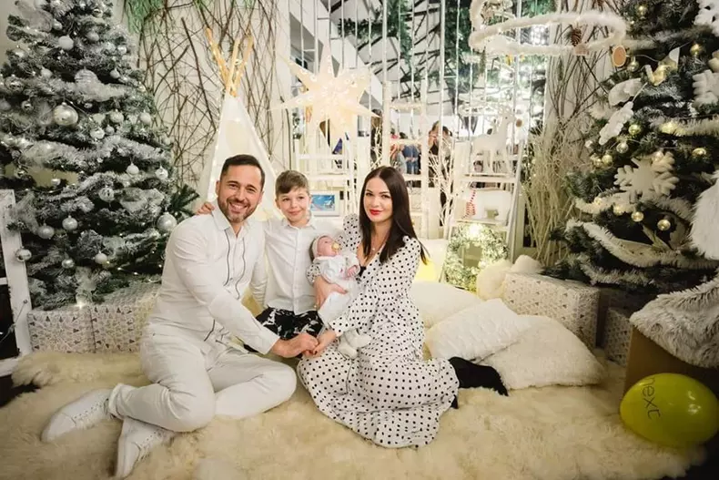 Deea-Maxer-și-familia