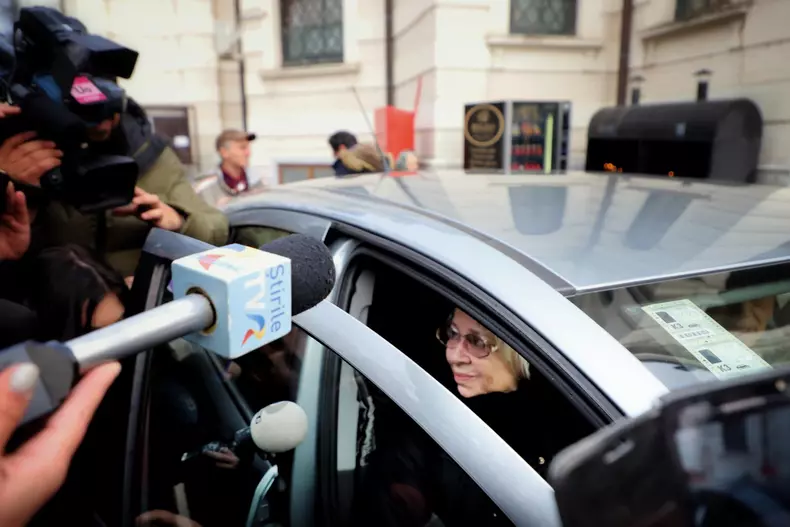 Mama Cristina Topescu 4