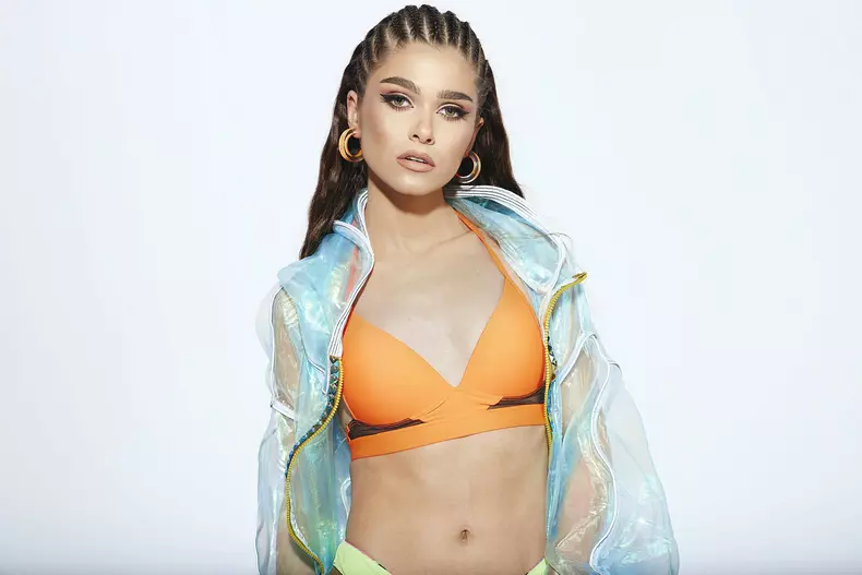 Theo-Rose-concurenta-Bravo-ai-stil-Celebrities-1