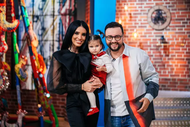 Adelina-Pestrițu-13